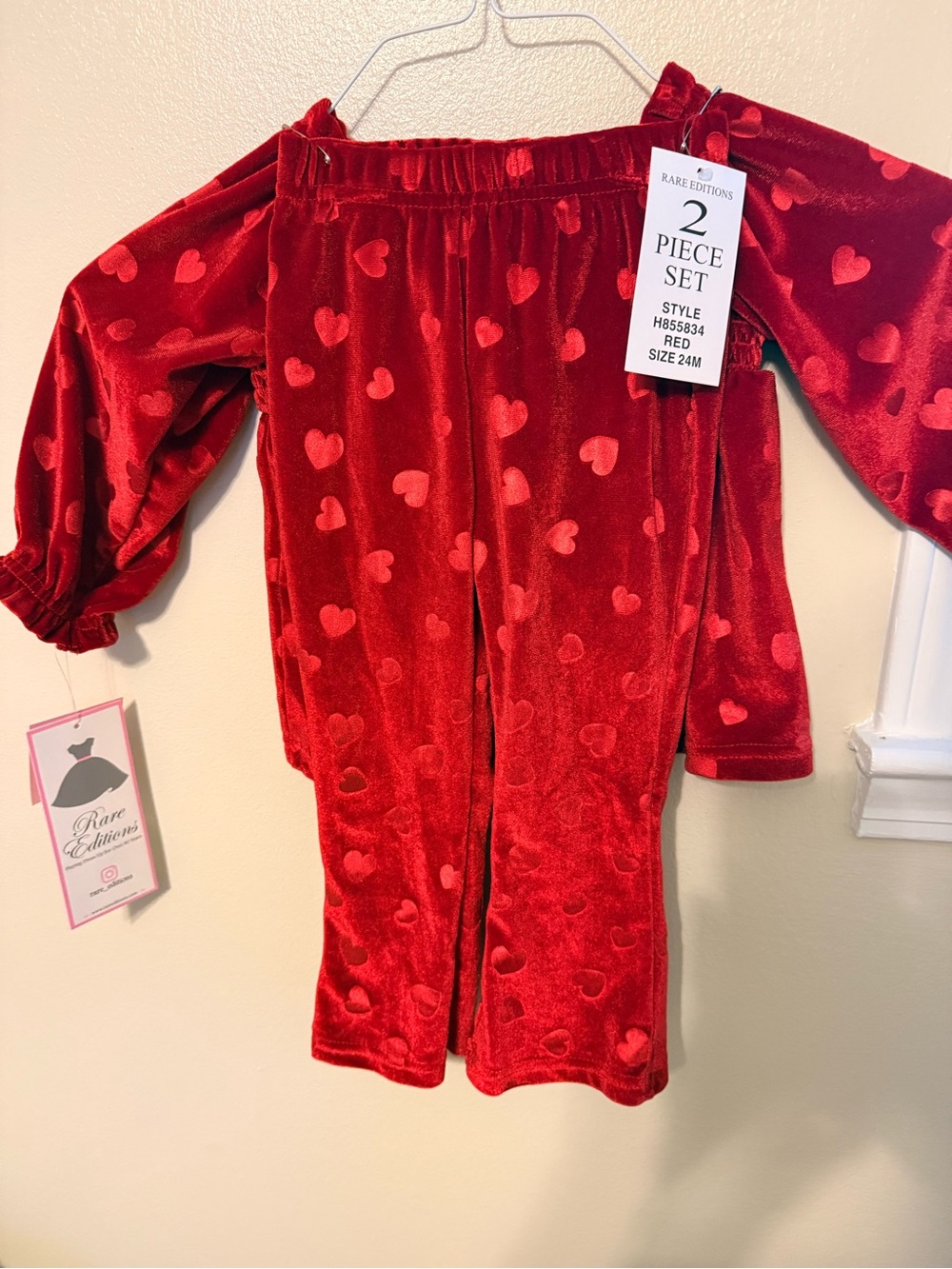 Rare Editions Girls 24M NWT Red Velvet Heart 2 Piece Set Ruffle Top Pants - Picture 2 of 7
